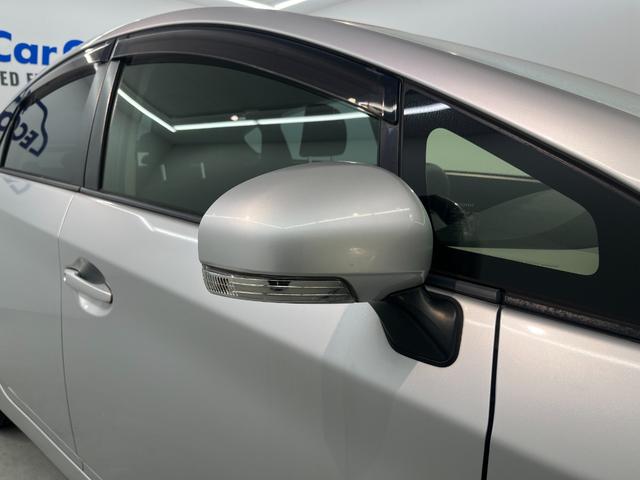 プリウス Ｓ　ナビ　ＴＶ　Ｂｌｕｅｔｈｏｏｔｈ接続　バックモニター　ＥＴＣ　ＨＩＤヘッドライト　フォグランプ　スマートキー　プッシュスタート（61枚目）