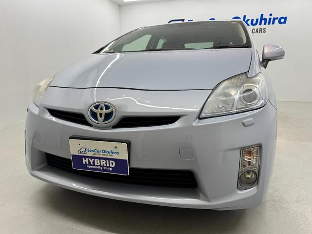 プリウス Ｓ　プラズマクラスター搭載ＬＥＤルームランプ　ワンセグＴＶ　バックカメラ　ＥＴＣ　オートライト　フロントフォグランプ　電動格納式ミラー（9枚目）