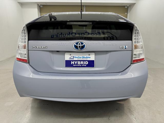 プリウス Ｓ　プラズマクラスター搭載ＬＥＤルームランプ　ワンセグＴＶ　バックカメラ　ＥＴＣ　オートライト　フロントフォグランプ　電動格納式ミラー（12枚目）