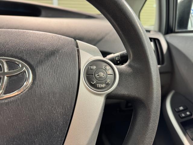 プリウス Ｓ　プラズマクラスター搭載ＬＥＤルームランプ　ワンセグＴＶ　バックカメラ　ＥＴＣ　オートライト　フロントフォグランプ　電動格納式ミラー（34枚目）