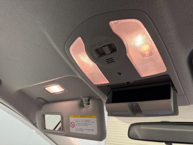 プリウス Ｓ　プラズマクラスター搭載ＬＥＤルームランプ　ワンセグＴＶ　バックカメラ　ＥＴＣ　オートライト　フロントフォグランプ　電動格納式ミラー（40枚目）