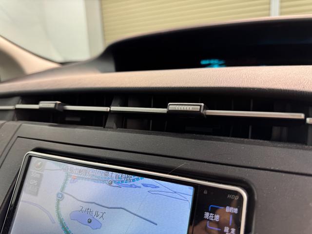 プリウス Ｓ　プラズマクラスター搭載ＬＥＤルームランプ　ワンセグＴＶ　バックカメラ　ＥＴＣ　オートライト　フロントフォグランプ　電動格納式ミラー（42枚目）