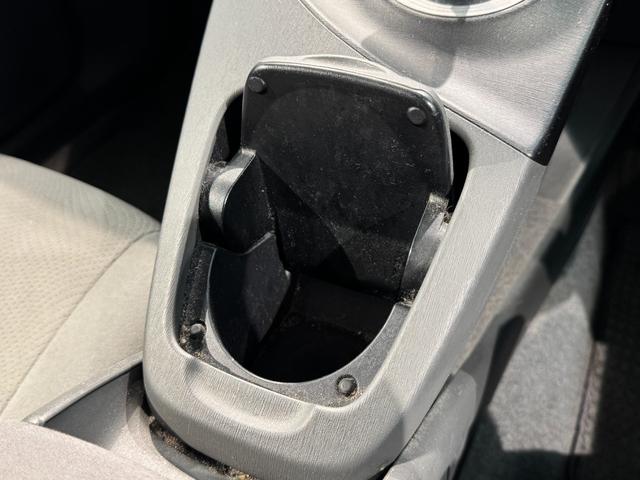 プリウス Ｓ　プラズマクラスター搭載ＬＥＤルームランプ　ワンセグＴＶ　バックカメラ　ＥＴＣ　オートライト　フロントフォグランプ　電動格納式ミラー（49枚目）