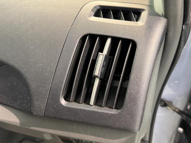 プリウス Ｓ　プラズマクラスター搭載ＬＥＤルームランプ　ワンセグＴＶ　バックカメラ　ＥＴＣ　オートライト　フロントフォグランプ　電動格納式ミラー（53枚目）