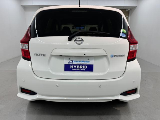 ノート ｅ－パワー　Ｂ　社外ナビ　ワンセグＴＶ　デジタルインナーミラー　アラウンドビューモニター　Ｂｌｕｅｔｏｏｔｈ接続　ＥＴＣ　横滑り防止装置　オートライト（12枚目）