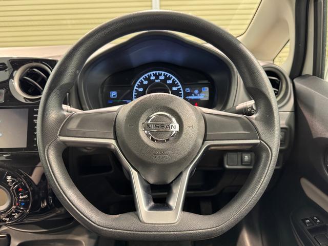 ノート ｅ－パワー　Ｂ　社外ナビ　ワンセグＴＶ　デジタルインナーミラー　アラウンドビューモニター　Ｂｌｕｅｔｏｏｔｈ接続　ＥＴＣ　横滑り防止装置　オートライト（31枚目）