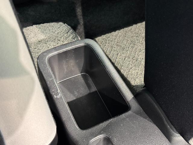 ノート ｅ－パワー　Ｂ　社外ナビ　ワンセグＴＶ　デジタルインナーミラー　アラウンドビューモニター　Ｂｌｕｅｔｏｏｔｈ接続　ＥＴＣ　横滑り防止装置　オートライト（49枚目）