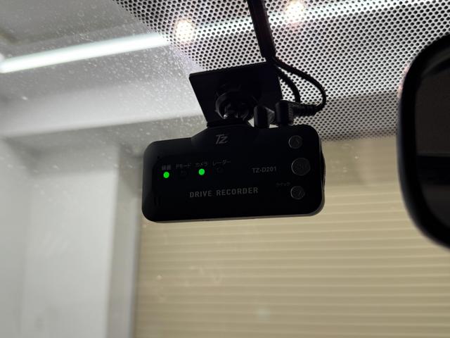 ヤリスクロス ハイブリッドZ ナビ フルセグTV シートヒーター USB接続 障害物検知センサー パワーバックドア イージークローザー アダプティブヘッドライト パノラミックビューモニター Bカメラ ETC2.0 レーンキープアシ(43枚目)