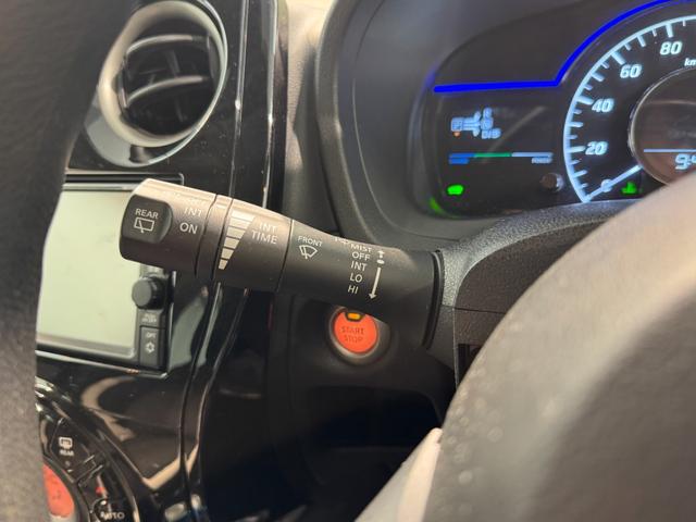 ノート e-パワー X アラウンドビューモニター エマージェンシーブレーキ インテリジェントキー レーンキープアシスト 横滑り防止装置 前方ドライブレコーダー(32枚目)