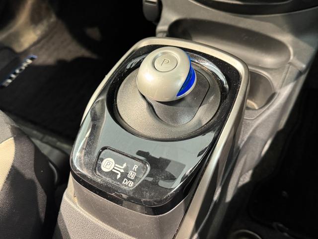 ノート e-パワー X アラウンドビューモニター エマージェンシーブレーキ インテリジェントキー レーンキープアシスト 横滑り防止装置 前方ドライブレコーダー(42枚目)