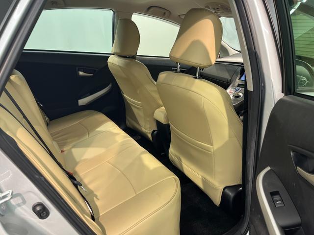 プリウス S 純正ナビ TV バックカメラ HIDヘッドライト スマートキー プッシュスタート フォグランプ パワーステーション パワーウィンドウ(43枚目)