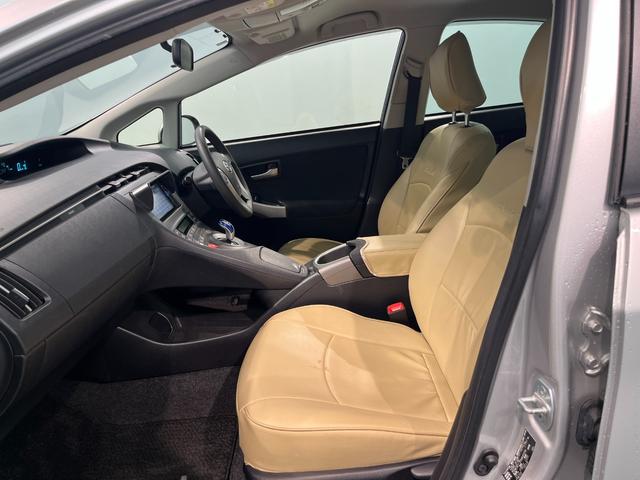 プリウス S 純正ナビ TV バックカメラ HIDヘッドライト スマートキー プッシュスタート フォグランプ パワーステーション パワーウィンドウ(48枚目)