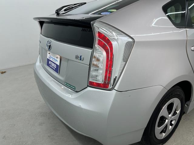 プリウス S 純正ナビ TV バックカメラ HIDヘッドライト スマートキー プッシュスタート フォグランプ パワーステーション パワーウィンドウ(62枚目)