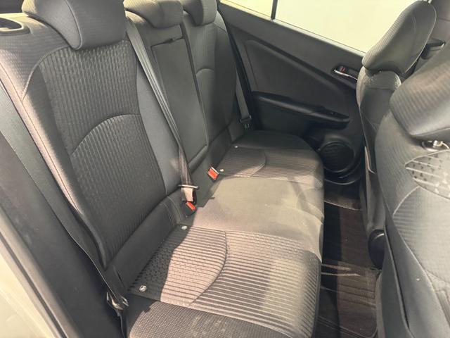 プリウス A 純正ナビ TV バックカメラ ETC LEDヘッドライト フォグランプ スマートキー オートライト トヨタセーフティーセンス(47枚目)