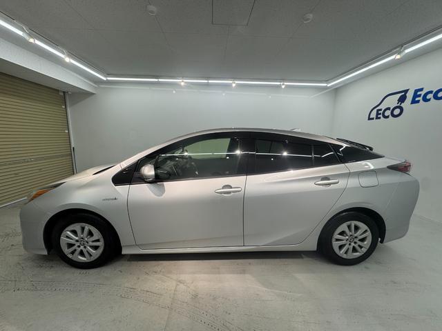 プリウス Sセーフティプラス ナビ フルセグTV Bluetooth接続 バックカメラ ETC ドライブレコーダー LEDヘッドライト フォグランプ レーダークルーズコントロール(10枚目)