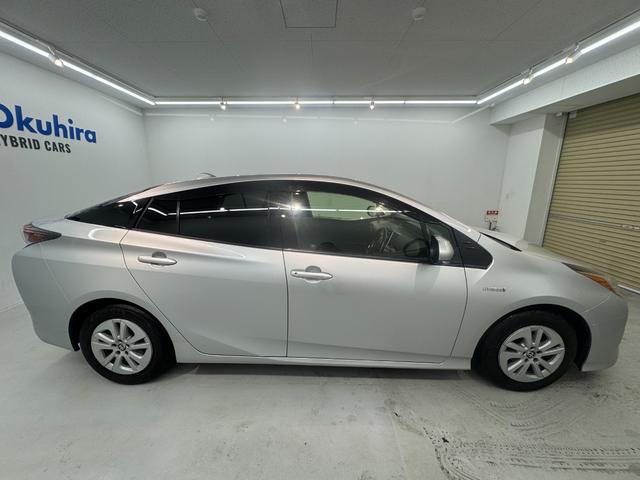 プリウス Sセーフティプラス ナビ フルセグTV Bluetooth接続 バックカメラ ETC ドライブレコーダー LEDヘッドライト フォグランプ レーダークルーズコントロール(14枚目)