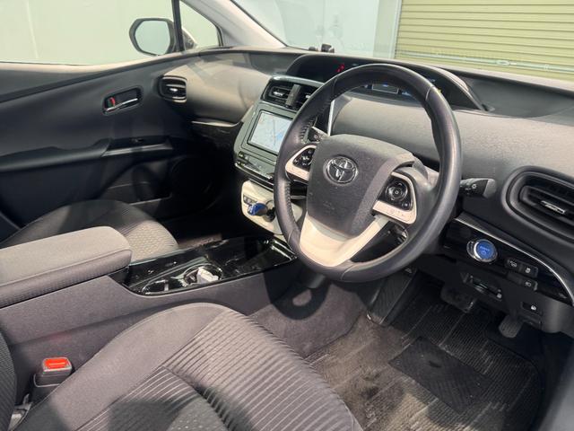 プリウス Sセーフティプラス ナビ フルセグTV Bluetooth接続 バックカメラ ETC ドライブレコーダー LEDヘッドライト フォグランプ レーダークルーズコントロール(49枚目)