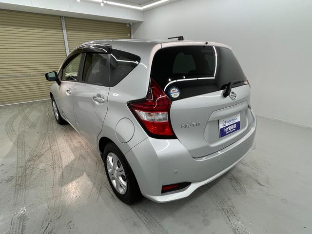 ノート e-パワー X 純正ナビ フルセグTV ETC バックカメラ ドライブレコーダーアラウンドビューモニター インテリジェントルームミラー 踏み間違い防止アシスト(11枚目)