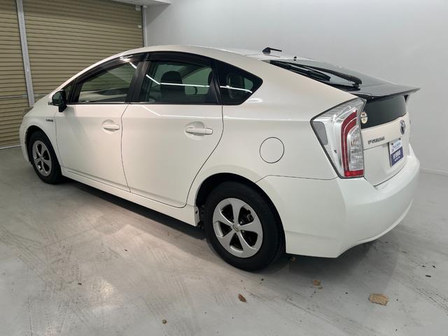 プリウス S オーディオラジオ ビルトインETC HIDヘッドライト フォグランプ スマートキー プッシュスタート パワーウィンドウ パワーステーション(11枚目)