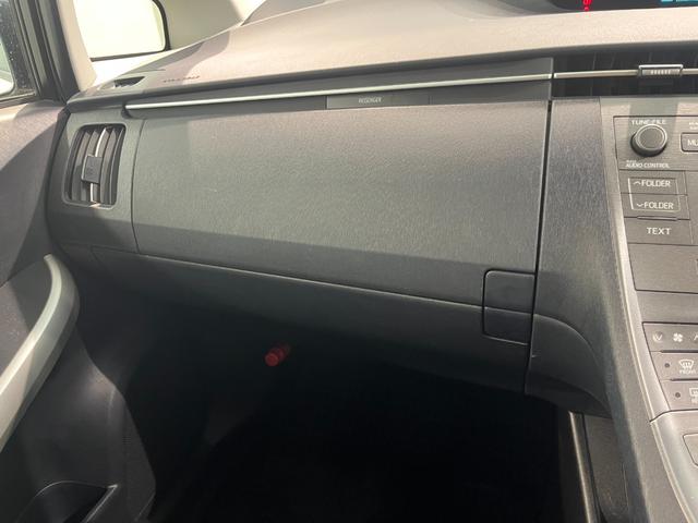 プリウス S オーディオラジオ ビルトインETC HIDヘッドライト フォグランプ スマートキー プッシュスタート パワーウィンドウ パワーステーション(55枚目)