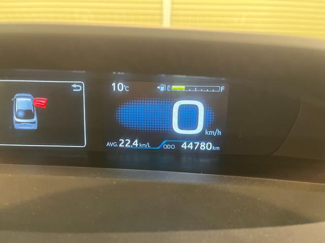 プリウス Ｓツーリングセレクション　アルパイン９インチナビ　フルセグＴＶ　Ｂｌｕｅｔｈｏｏｔｈ接続　バックカメラ　シートヒーター　ＥＴＣ　レザーシート　ドライブレコーダー　ＬＥＤヘッドライト（21枚目）