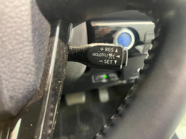 プリウス Ｓツーリングセレクション　アルパイン９インチナビ　フルセグＴＶ　Ｂｌｕｅｔｈｏｏｔｈ接続　バックカメラ　シートヒーター　ＥＴＣ　レザーシート　ドライブレコーダー　ＬＥＤヘッドライト（27枚目）