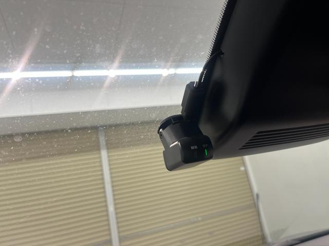 ノート Ｘ　純正９インチナビ　フルセグＴＶ　デジタルインナーミラー　　置き充電　Ｂｌｕｅｔｈｏｏｔｈ接続　ＥＴＣ　バックカメラ　アラウンドビューモニター　ＬＥＤヘッドライト　フォグランプ　ドライブレコーダー（58枚目）