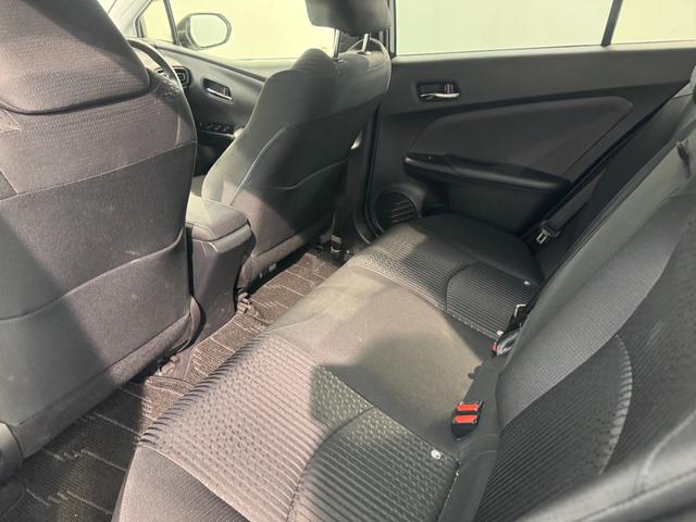 プリウス Ｓ　ナビ　ＴＶ　Ｂｌｕｅｔｈｏｏｔｈ接続　バックカメラ　ＥＴＣ　ドライブレコーダー　ＬＥＤヘッドライト　フォグランプ　スマートキー（48枚目）