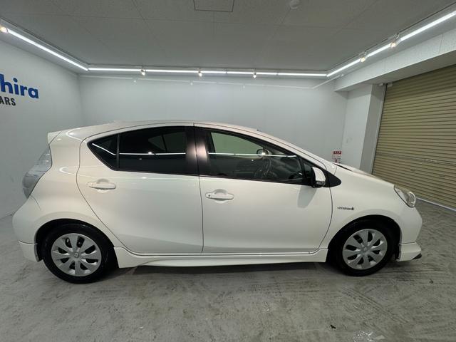 アクア Ｇ　ナビ　ワンセグＴＶ　Ｂｌｕｅｔｈｏｏｔｈ接続　バックカメラ　ＥＴＣ　ドライブレコーダー　純正エアロ　プッシュスタート　スマートキー（14枚目）