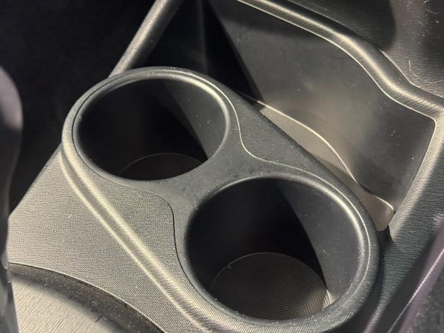 アクア Ｇ　ナビ　ワンセグＴＶ　Ｂｌｕｅｔｈｏｏｔｈ接続　バックカメラ　ＥＴＣ　ドライブレコーダー　純正エアロ　プッシュスタート　スマートキー（37枚目）