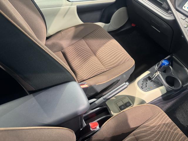 アクア Ｇ　ナビ　ワンセグＴＶ　Ｂｌｕｅｔｈｏｏｔｈ接続　バックカメラ　ＥＴＣ　ドライブレコーダー　純正エアロ　プッシュスタート　スマートキー（42枚目）