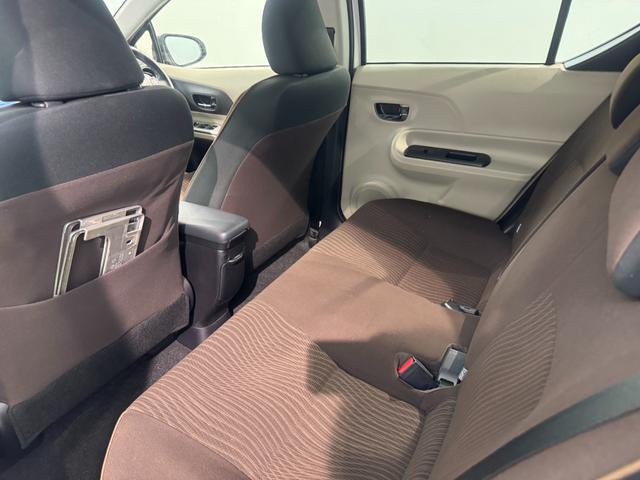 アクア Ｇ　ナビ　ワンセグＴＶ　Ｂｌｕｅｔｈｏｏｔｈ接続　バックカメラ　ＥＴＣ　ドライブレコーダー　純正エアロ　プッシュスタート　スマートキー（50枚目）