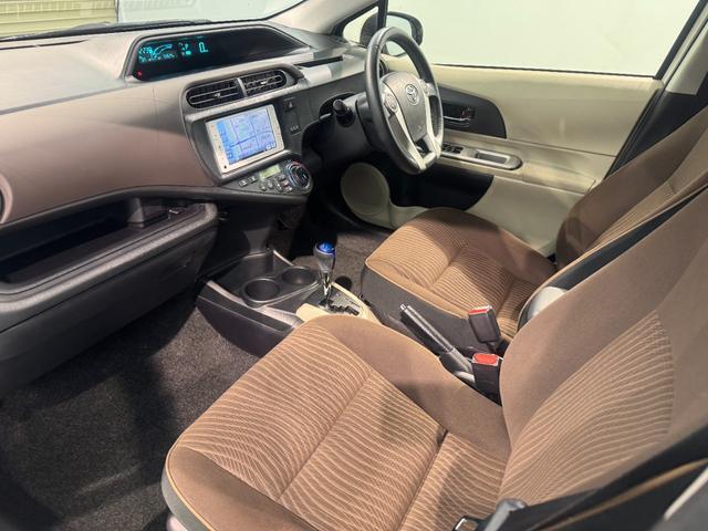 アクア Ｇ　ナビ　ワンセグＴＶ　Ｂｌｕｅｔｈｏｏｔｈ接続　バックカメラ　ＥＴＣ　ドライブレコーダー　純正エアロ　プッシュスタート　スマートキー（51枚目）