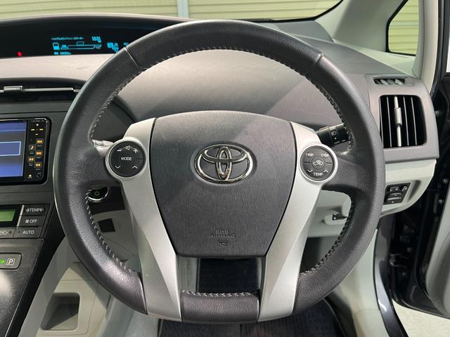 プリウス Ｓ　ＬＥＤエディション　ナビ　ワンセグＴＶ　バックカメラ　ＥＴＣ　ヘッドライトウォッシャー　ＬＥＤヘッドライト　フォグランプ　スマートキー　プッシュスタート（22枚目）