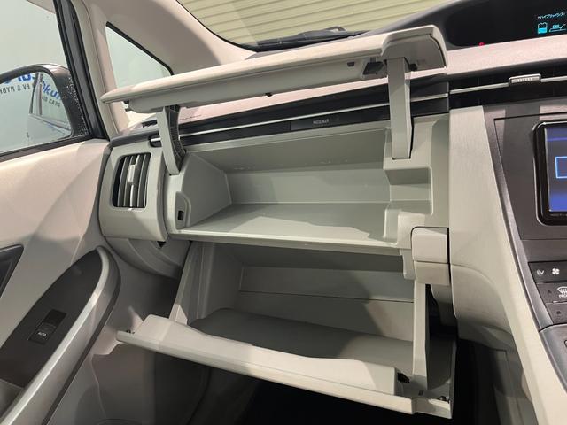 プリウス Ｓ　ＬＥＤエディション　ナビ　ワンセグＴＶ　バックカメラ　ＥＴＣ　ヘッドライトウォッシャー　ＬＥＤヘッドライト　フォグランプ　スマートキー　プッシュスタート（57枚目）