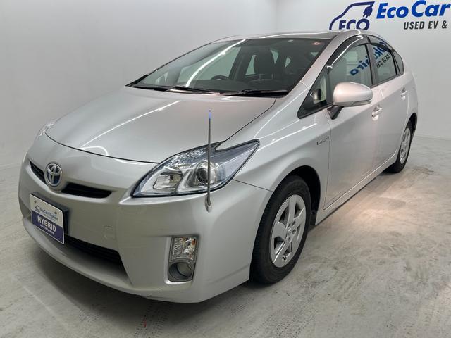 プリウス Ｓ　ナビ　ＴＶ　バックカメラ　ビルトインＥＴＣ　フォグランプ　オートライト　スマートキー　プッシュスタート　ＰＷ　ＰＳ（9枚目）