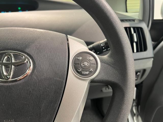 プリウス Ｓ　ナビ　ＴＶ　バックカメラ　ビルトインＥＴＣ　フォグランプ　オートライト　スマートキー　プッシュスタート　ＰＷ　ＰＳ（22枚目）