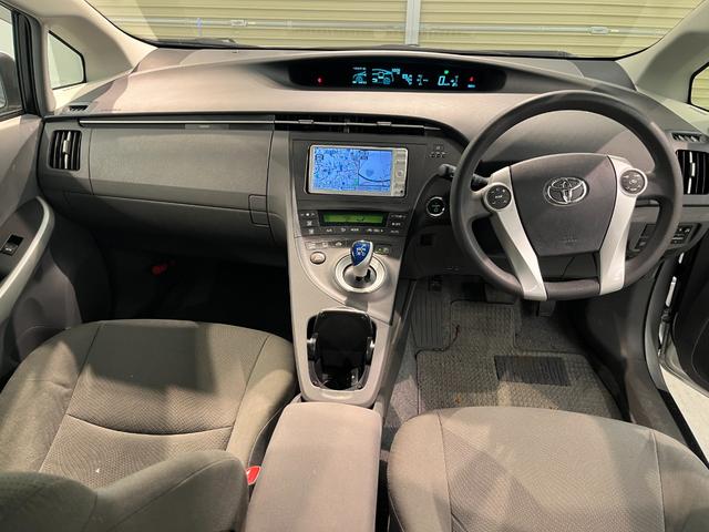 プリウス Ｓ　ナビ　ＴＶ　バックカメラ　ビルトインＥＴＣ　フォグランプ　オートライト　スマートキー　プッシュスタート　ＰＷ　ＰＳ（43枚目）