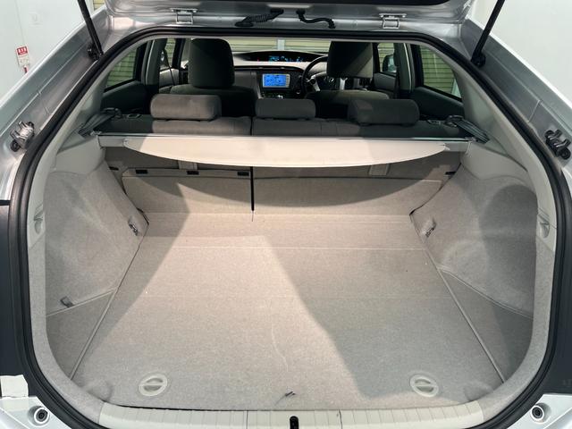 プリウス Ｓ　ナビ　ＴＶ　バックカメラ　ビルトインＥＴＣ　フォグランプ　オートライト　スマートキー　プッシュスタート　ＰＷ　ＰＳ（48枚目）