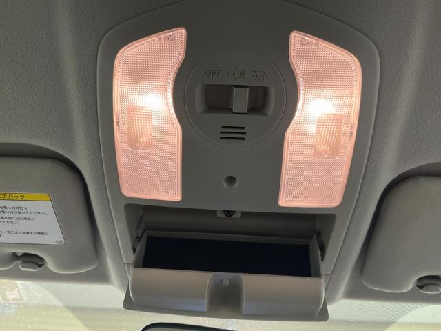 プリウス Ｓ　ナビ　ＴＶ　バックカメラ　ビルトインＥＴＣ　フォグランプ　オートライト　スマートキー　プッシュスタート　ＰＷ　ＰＳ（56枚目）