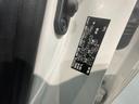 プレミアム　パーキングセンサー　電動パワーシート　電動格納式ミラー　ＥＴＣ付　イモビライザ　ハーフ革　クルーズＣ　ＢＬＵＥＴＯＯＴＨ　社外ナビ　フリップダウン（51枚目）