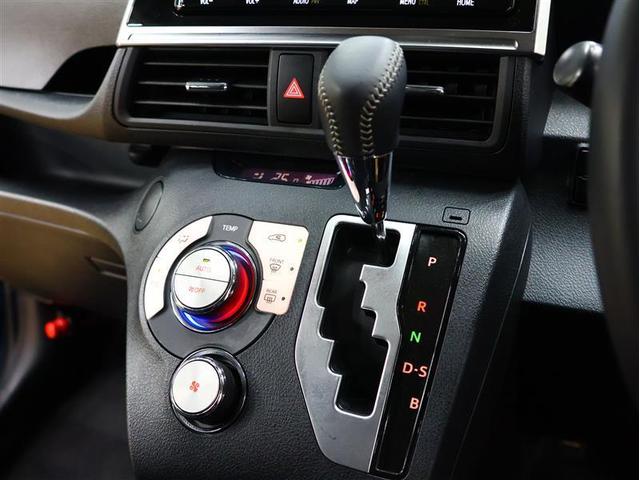 シエンタ Ｇ　セーフティーエディションＩＩ　フルセグ　メモリーナビ　ＤＶＤ再生　後席モニター　バックカメラ　衝突被害軽減システム　ＥＴＣ　両側電動スライド　ＬＥＤヘッドランプ　ウオークスルー　乗車定員７人　３列シート　アイドリングストップ（18枚目）