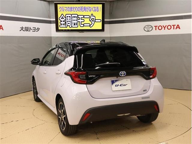 ヤリス ハイブリッドＺ　フルセグ　メモリーナビ　ＤＶＤ再生　バックカメラ　衝突被害軽減システム　ＥＴＣ　ＬＥＤヘッドランプ　車線逸脱装置　オートマチックハイビーム　ブラインドスポットモニター　パノラミックビューモニター（4枚目）