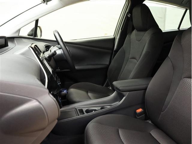 プリウス Ｓ　ワンセグ　メモリーナビ　バックカメラ　衝突被害軽減システム　ＥＴＣ　ＬＥＤヘッドランプ　車線逸脱装置　オートマチックハイビーム　レーダークルーズ（14枚目）