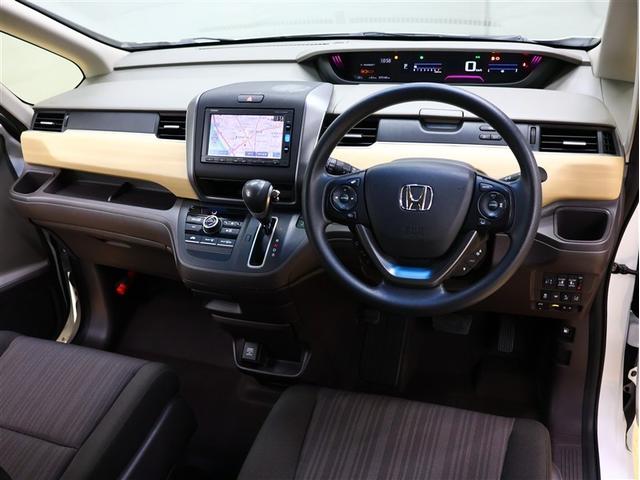 フリード G・ホンダセンシング フルセグ メモリーナビ DVD再生 バックカメラ 衝突被害軽減システム ETC 両側電動スライド ウオークスルー 乗車定員6人 3列シート アイドリングストップ(5枚目)