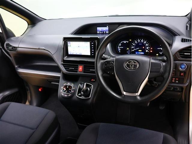 ノア ハイブリッドＸ　フルセグ　メモリーナビ　ＤＶＤ再生　衝突被害軽減システム　ＥＴＣ　電動スライドドア　ＬＥＤヘッドランプ　乗車定員７人　３列シート　車線逸脱装置　オートマチックハイビーム（6枚目）