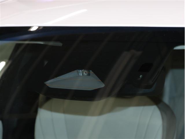 クラウンクロスオーバー Ｇアドバンスド　革シート　４ＷＤ　フルセグ　バックカメラ　衝突被害軽減システム　ＥＴＣ　ドラレコ　ＬＥＤヘッドランプ　車線逸脱装置　オートマチックハイビーム　ブラインドスポットモニター（6枚目）