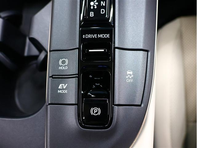 クラウンクロスオーバー Ｇアドバンスド　革シート　４ＷＤ　フルセグ　バックカメラ　衝突被害軽減システム　ＥＴＣ　ドラレコ　ＬＥＤヘッドランプ　車線逸脱装置　オートマチックハイビーム　ブラインドスポットモニター（29枚目）