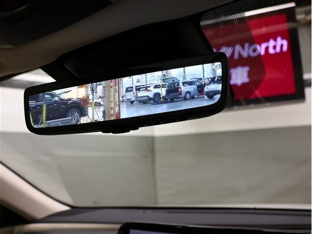 クラウンクロスオーバー Ｇアドバンスド　革シート　４ＷＤ　フルセグ　バックカメラ　衝突被害軽減システム　ＥＴＣ　ドラレコ　ＬＥＤヘッドランプ　車線逸脱装置　オートマチックハイビーム　ブラインドスポットモニター（32枚目）