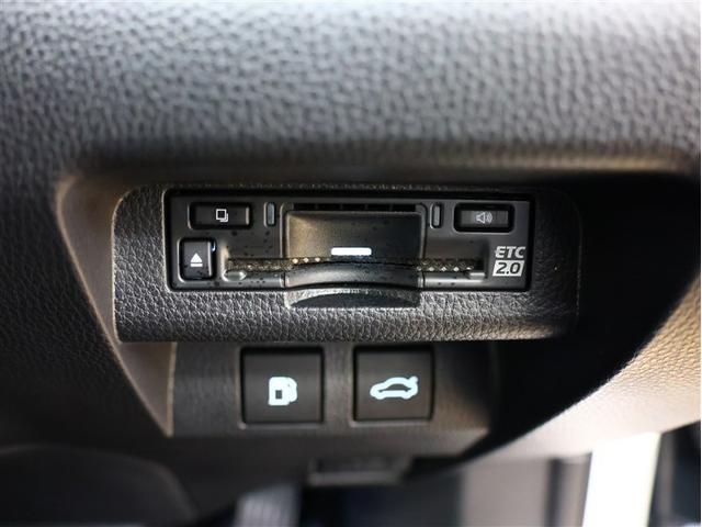 クラウンクロスオーバー Ｚ　革シート　４ＷＤ　フルセグ　メモリーナビ　バックカメラ　衝突被害軽減システム　ＥＴＣ　ドラレコ　ＬＥＤヘッドランプ　車線逸脱装置　オートマチックハイビーム　ブラインドスポットモニター（14枚目）